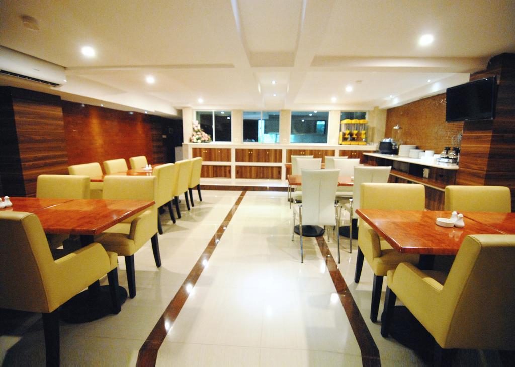 Grand Kasira Jacarta Exterior foto